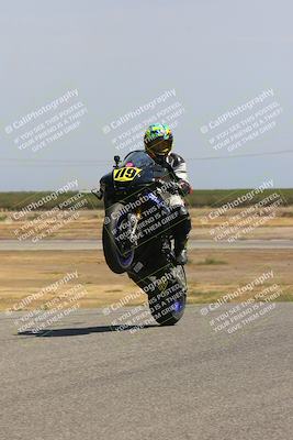 media/Sep-10-2023-Pacific Track Time (Sun) [[44210541ad]]/Group B/1220pm (Wheelie Bump)/